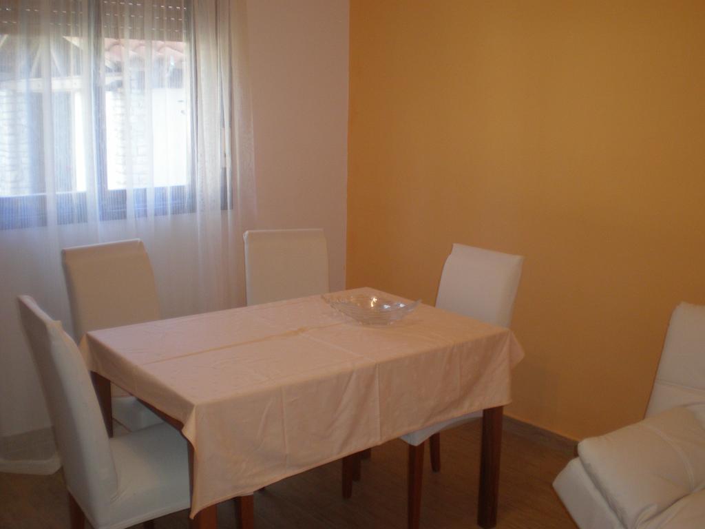 Apartment Ms Pula Exterior photo